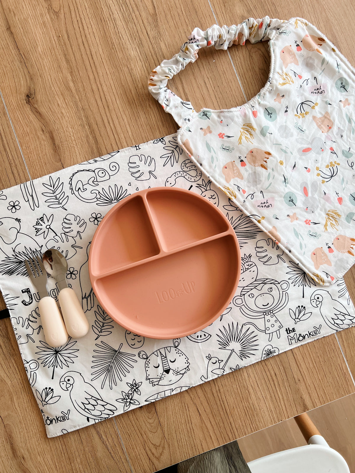 Set de table à colorier lavable (et ses feutres)