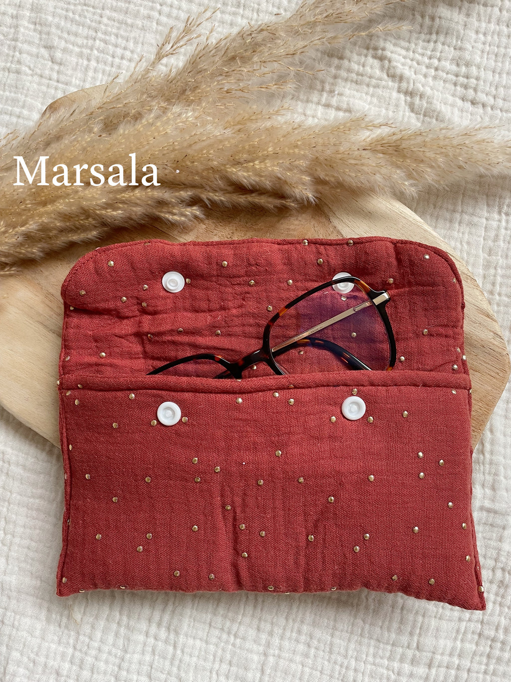 Double gaze Marsala