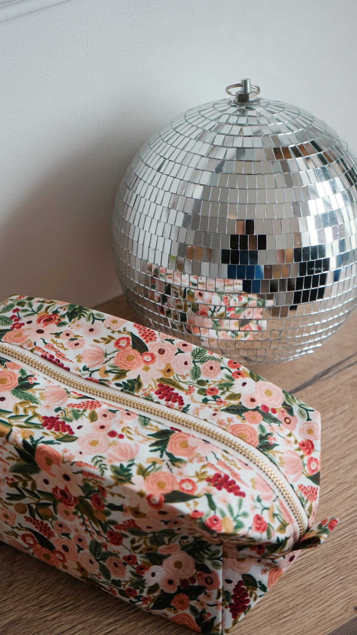 Trousse de toilette (intérieur imperméable)