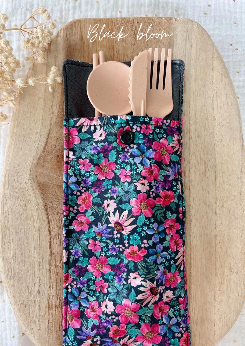 Etui imperméable pour brosse à dent et dentifrice / pochette à couvert - Black bloom