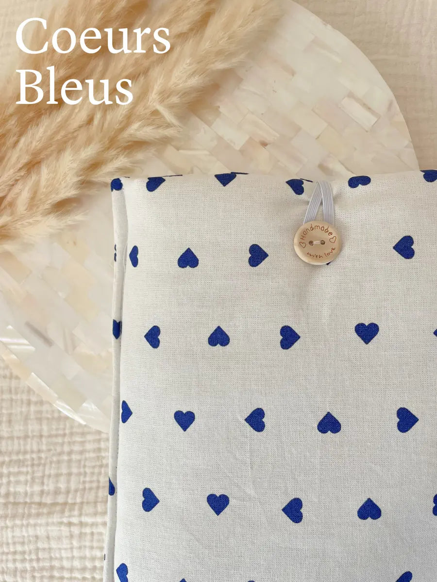 Grande pochette à livre ou tablette - Cœurs bleus
