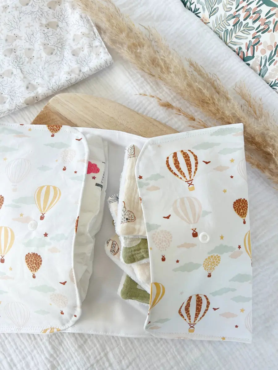 Pochette à couches et lingettes nomade - 1