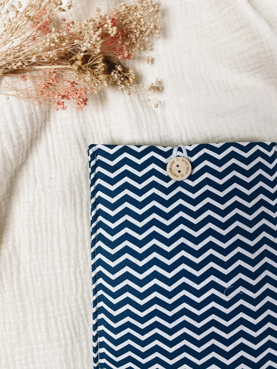 Pochette en tissu pour livre de poche - Pochette pour livre ou liseuse - Shark