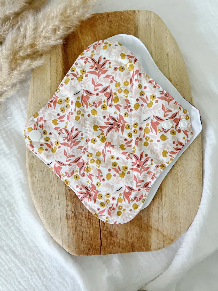 Serviette lavable flux MOYEN – Serviette hygiénique de jour - Spring