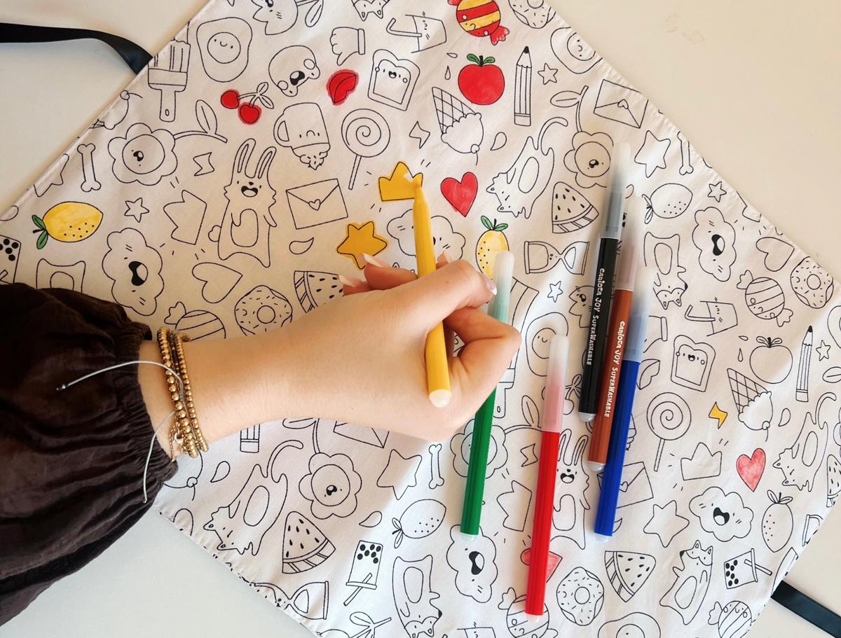 Set de table à colorier lavable (et ses feutres) - 1
